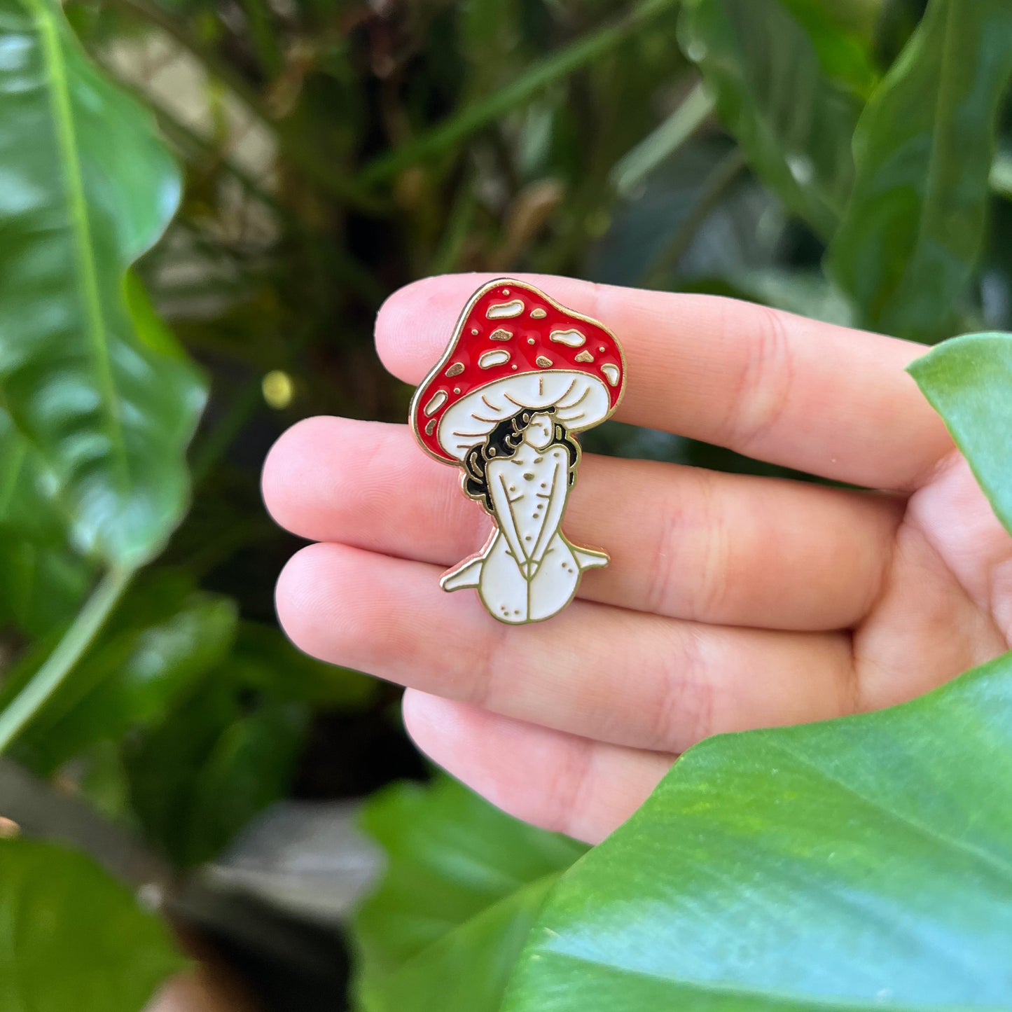 Pin - Mushroom Lady