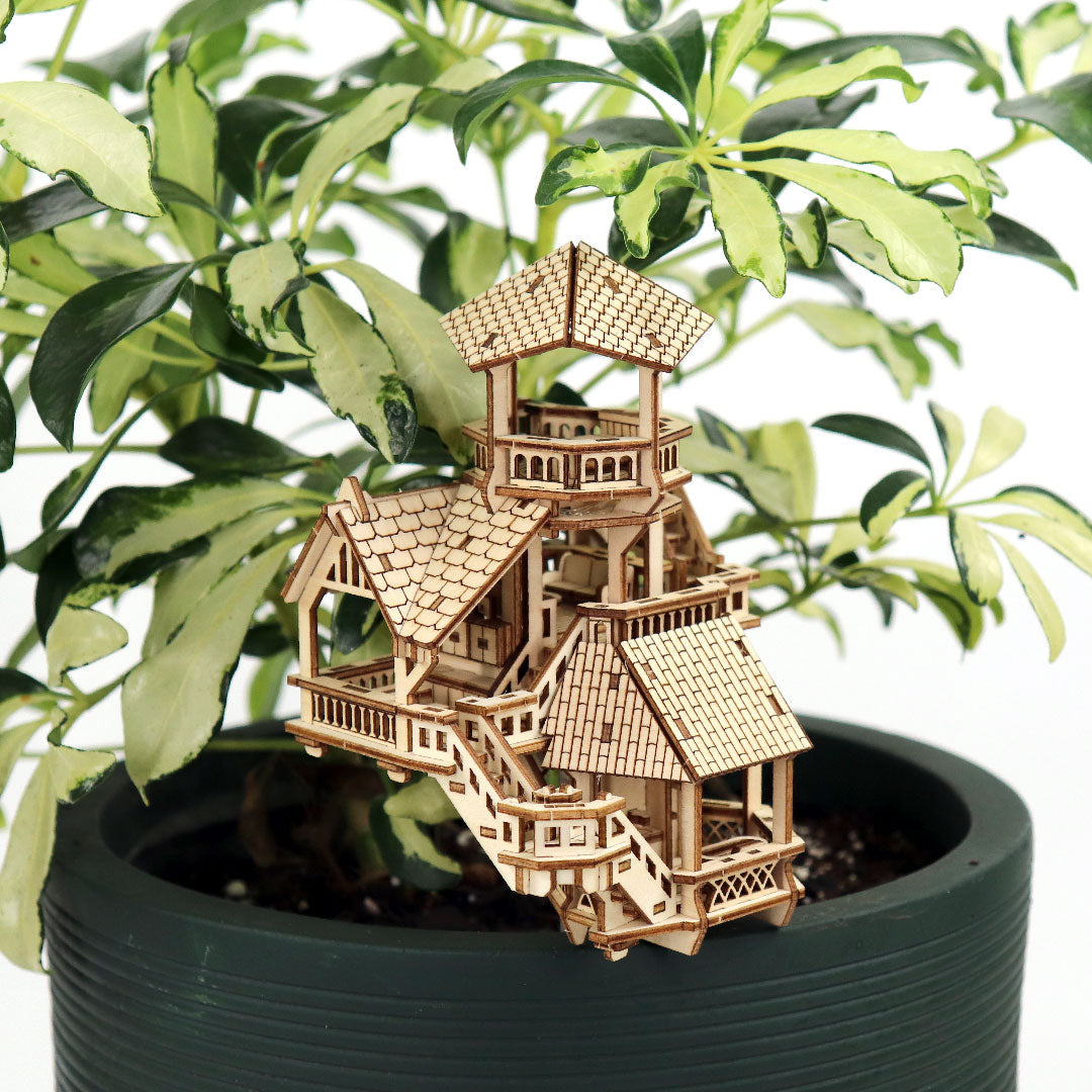 DIY Tiny Treehouses