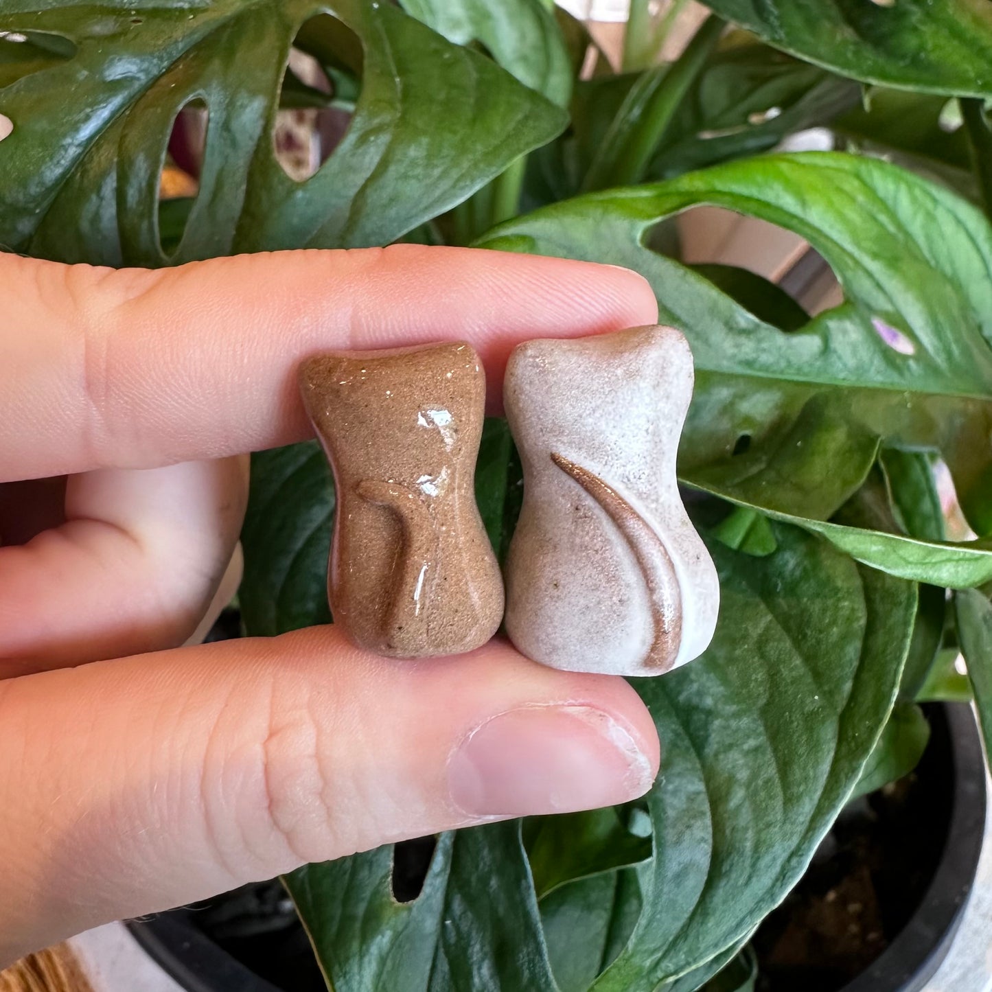 Mini Ceramic Cat by Ruth Elliot