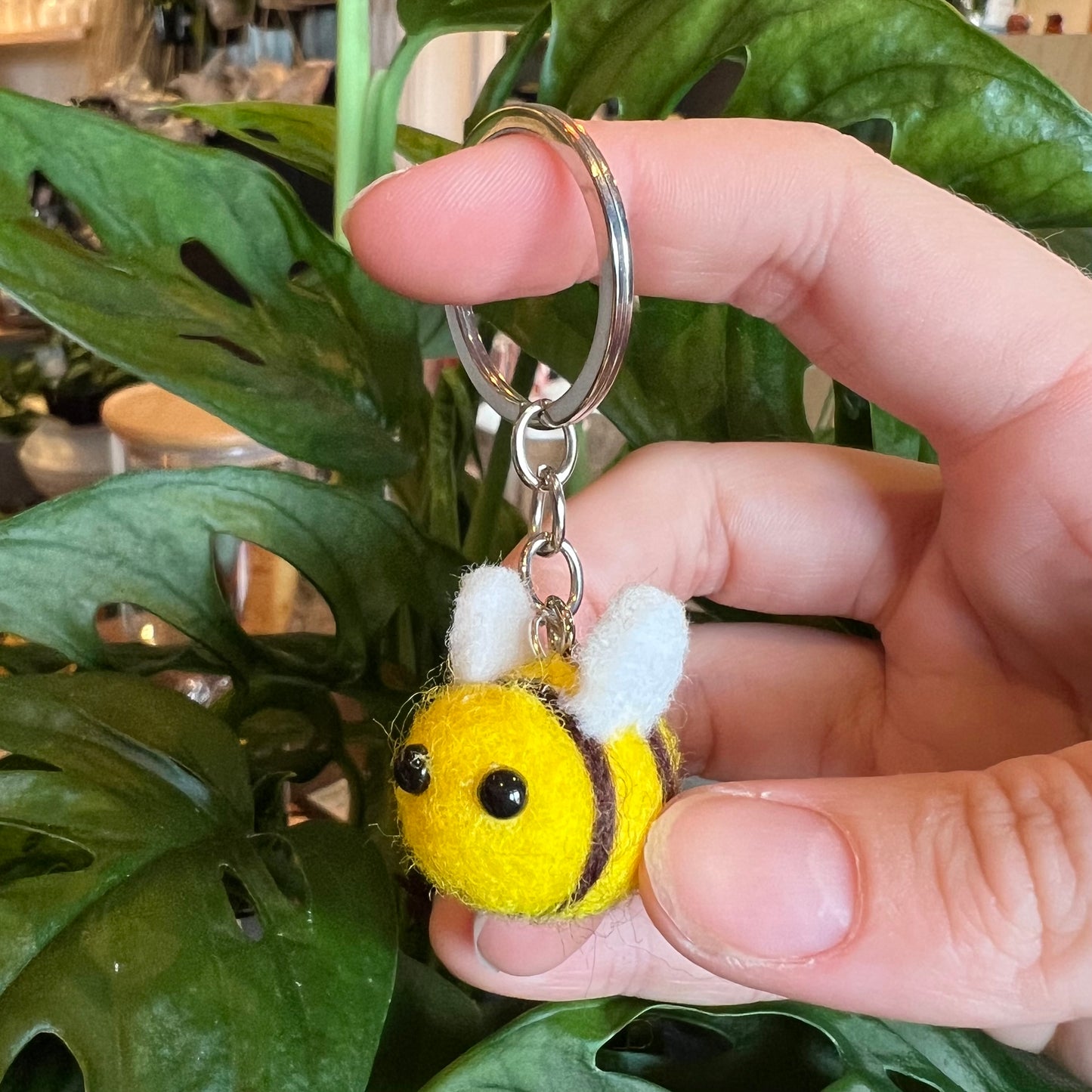 Bee Keyring